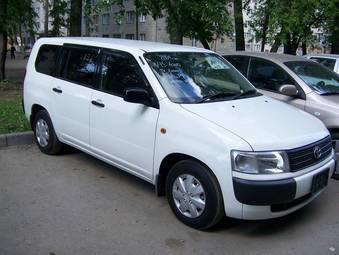 2003 Toyota Probox Photos