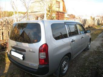 2003 Toyota Probox Pictures