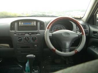 2003 Toyota Probox Pictures