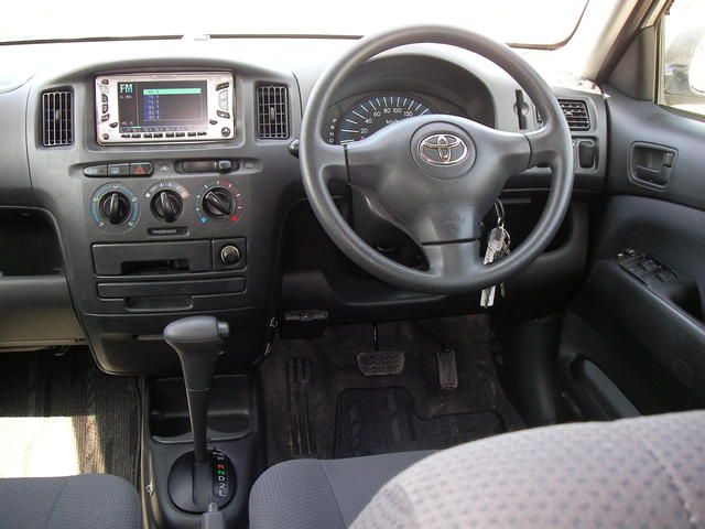 2004 Toyota Probox