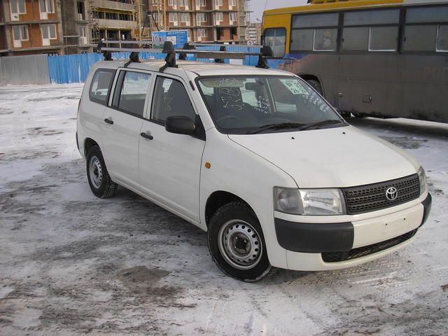 2004 Toyota Probox