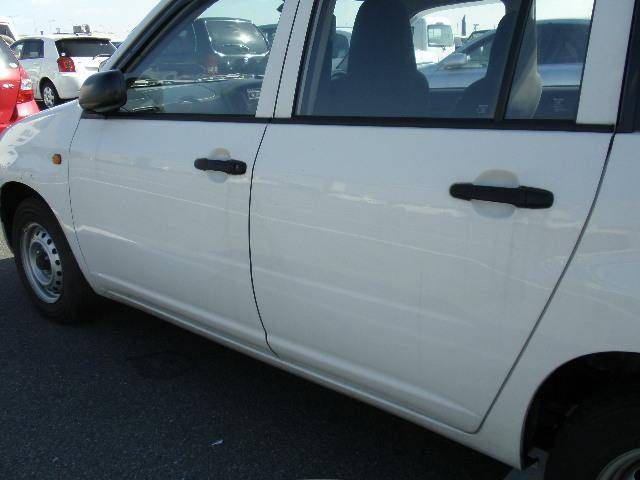 2004 Toyota Probox