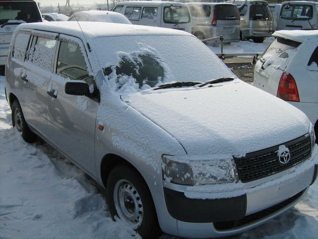 2004 Toyota Probox