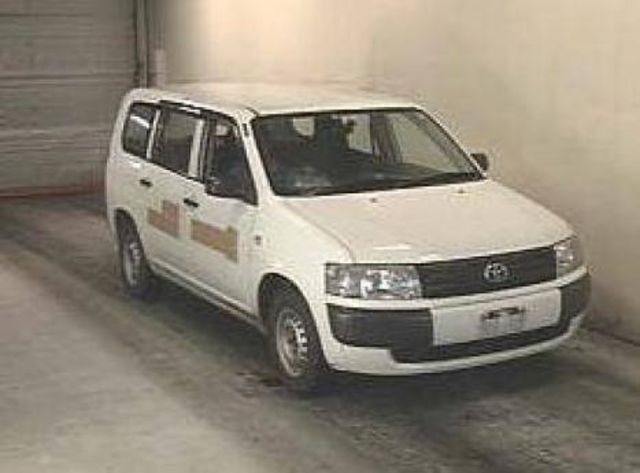 2004 Toyota Probox
