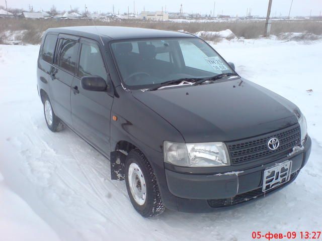2004 Toyota Probox