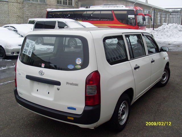 2004 Toyota Probox