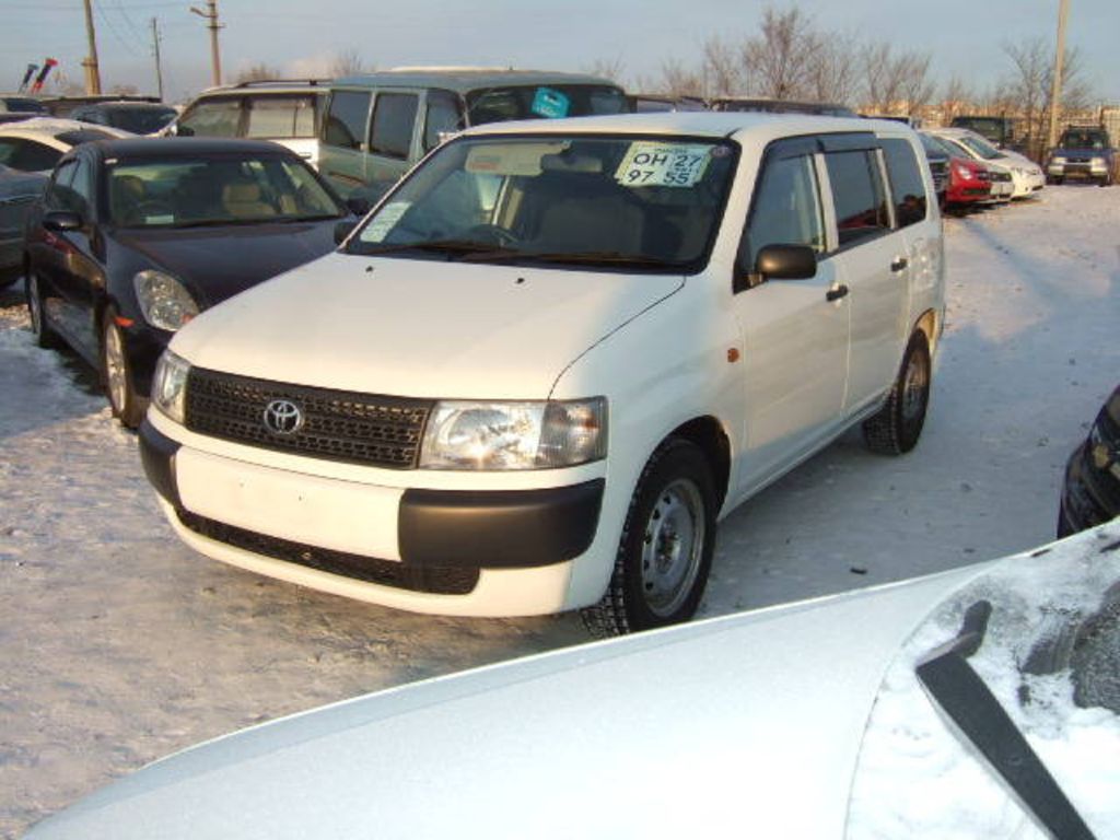 2004 Toyota Probox