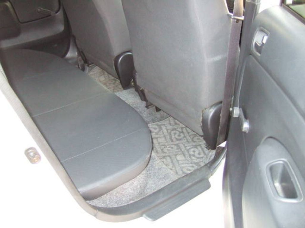 2004 Toyota Probox