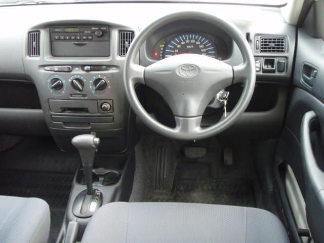 2004 Toyota Probox