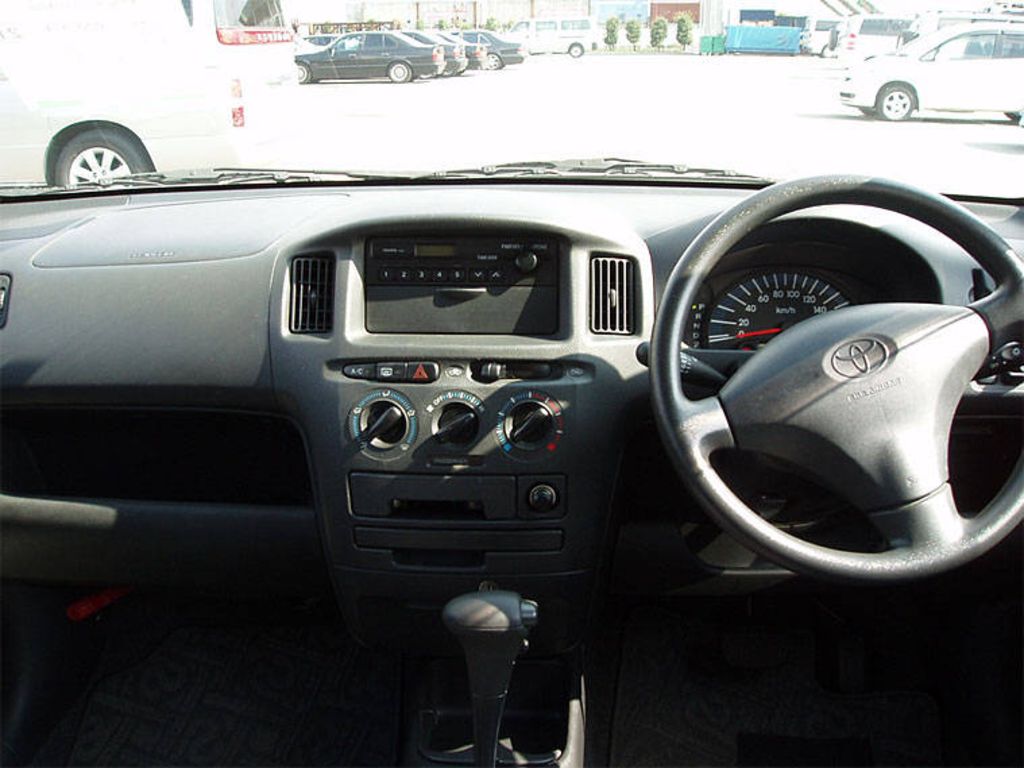 2004 Toyota Probox