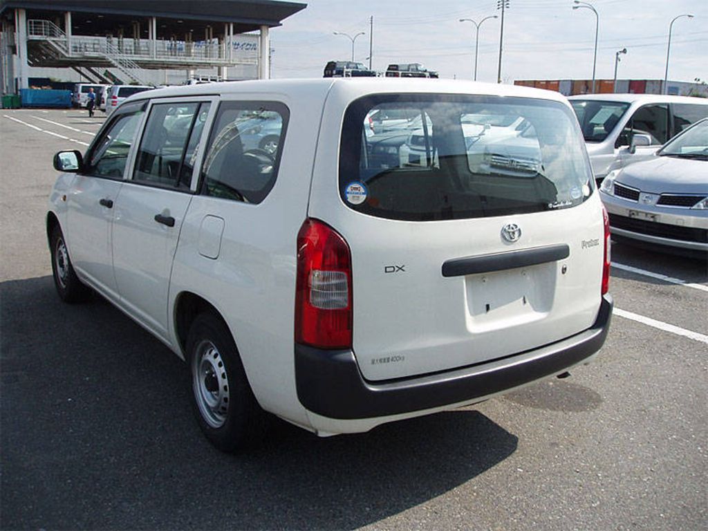 2004 Toyota Probox