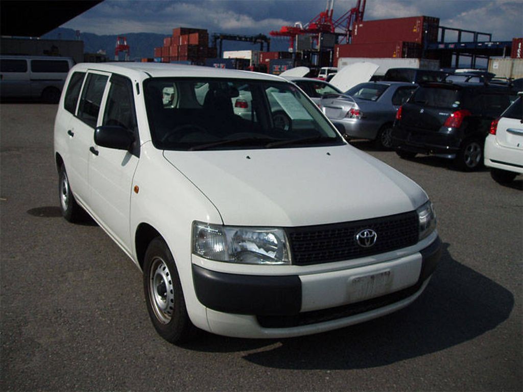 2004 Toyota Probox