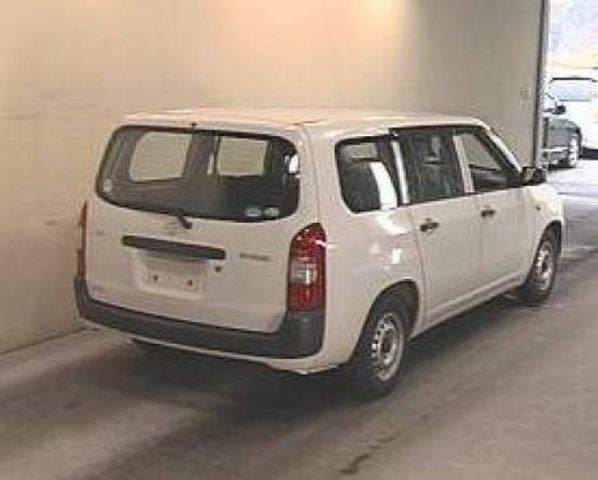 2004 Toyota Probox