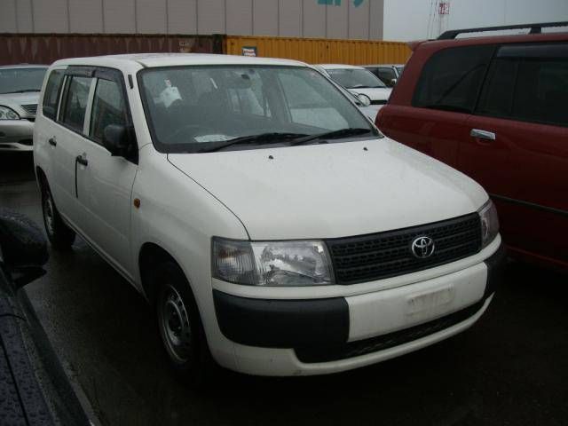 2004 Toyota Probox