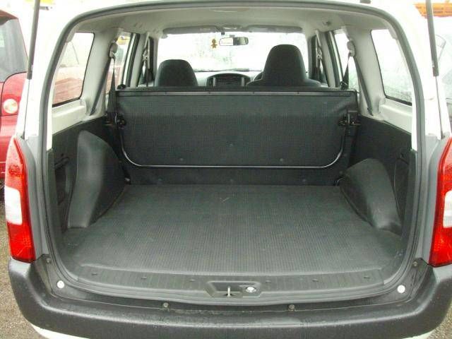 2004 Toyota Probox