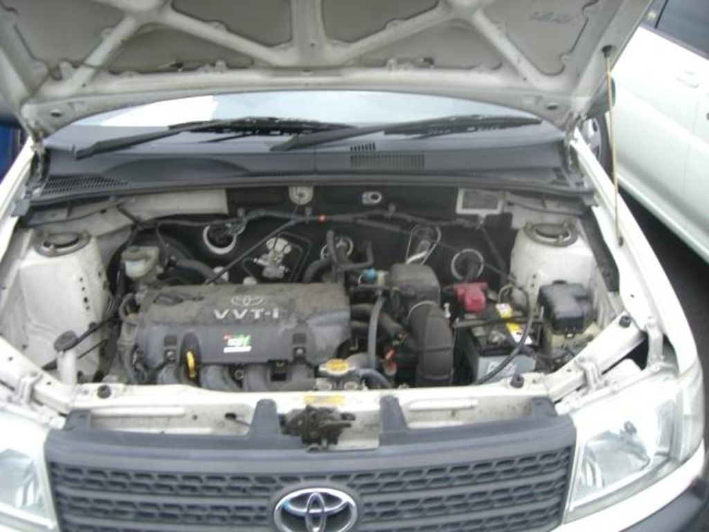 2004 Toyota Probox