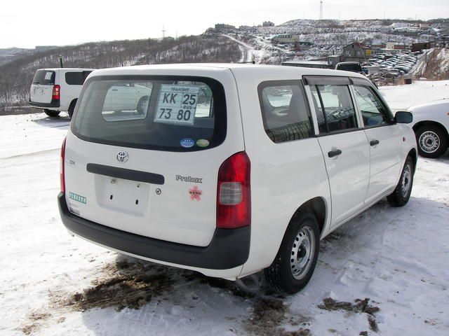 2004 Toyota Probox