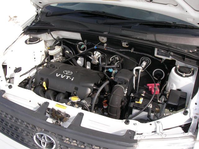 2004 Toyota Probox