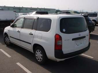 2004 Toyota Probox