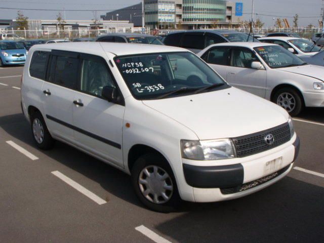 2004 Toyota Probox