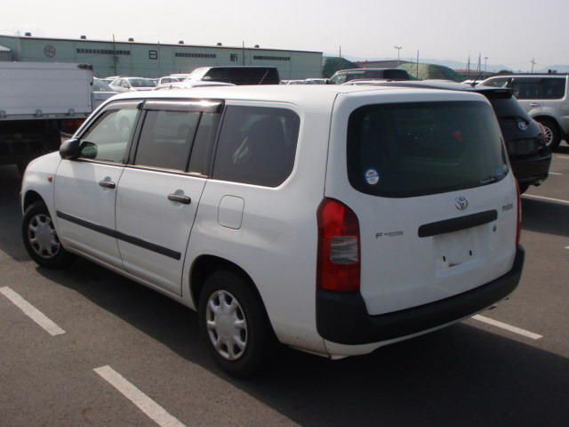 2004 Toyota Probox