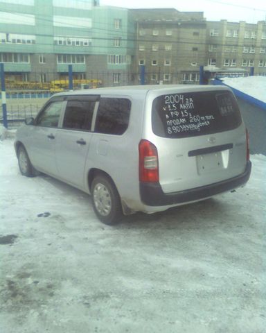 2004 Toyota Probox