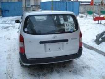 2004 Toyota Probox Photos