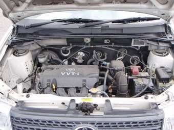 2004 Toyota Probox Photos