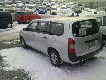 2004 Toyota Probox Images