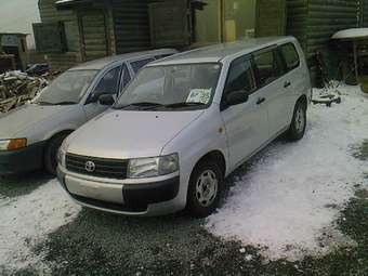 2004 Toyota Probox Pictures