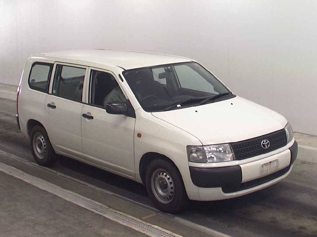 2004 Toyota Probox