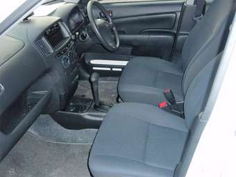 2004 Toyota Probox Photos