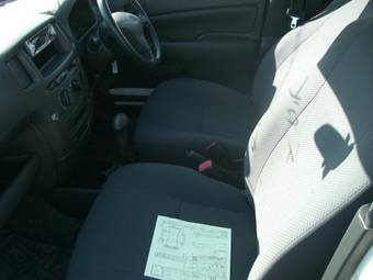 2004 Toyota Probox Photos