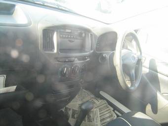 2004 Toyota Probox Pictures