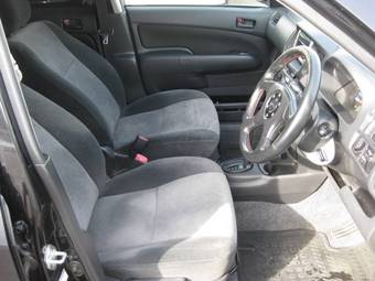2004 Toyota Probox Photos