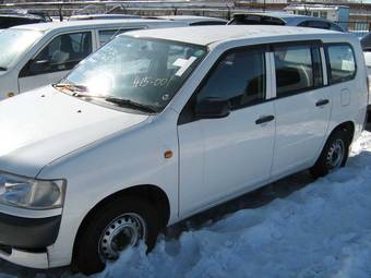 2004 Toyota Probox Photos