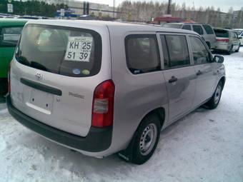 2004 Toyota Probox Photos