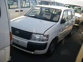 2004 Toyota Probox Photos