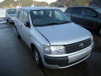 2004 Toyota Probox Photos