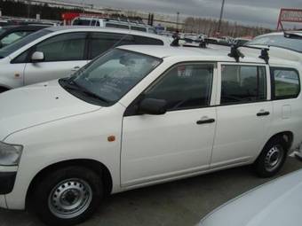 2004 Toyota Probox Pictures