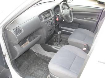 2004 Toyota Probox Pictures