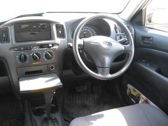 2004 Toyota Probox Pictures