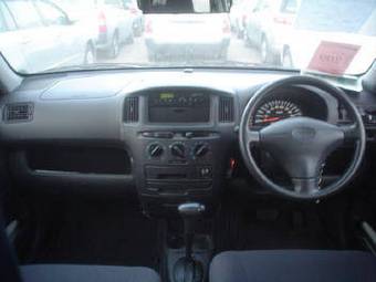 2004 Toyota Probox Photos