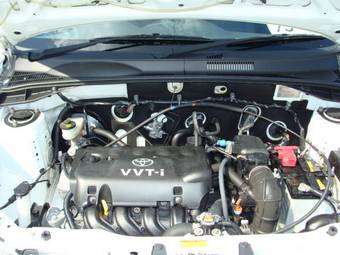 2004 Toyota Probox Images