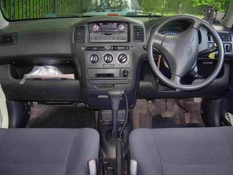 2004 Toyota Probox Photos