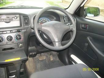 2004 Toyota Probox Pictures