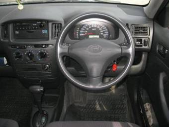 2004 Toyota Probox Photos