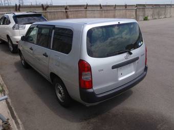 2004 Toyota Probox Photos