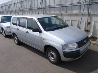 2004 Toyota Probox Photos