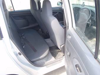 2004 Toyota Probox Photos